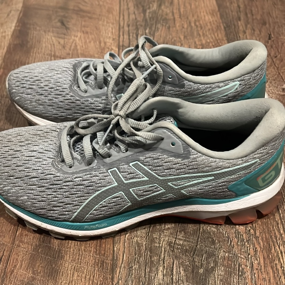 WOMENS ASICS GT SNEAKER SIZE 9 - Picture 2 of 4